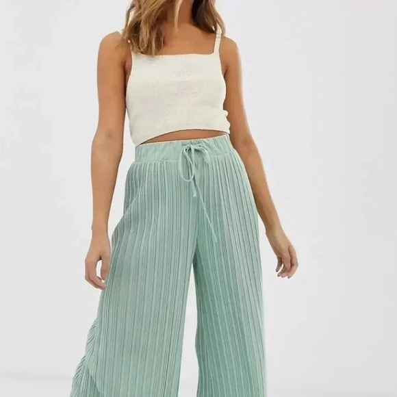 Bershka wide leg drawstring pants in green - Picture 4 of 7